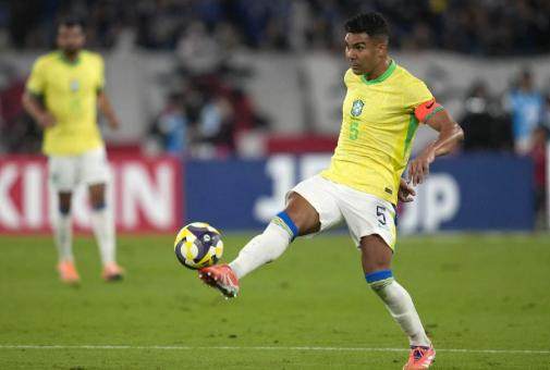 卡塞米罗：下半场突然“断电” 如此状态会断送梦想