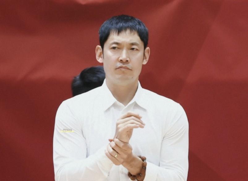 开云体育下载-险遭翻盘，张庆鹏：沈梓捷受伤影响了防守策略，今天的胜利很幸运