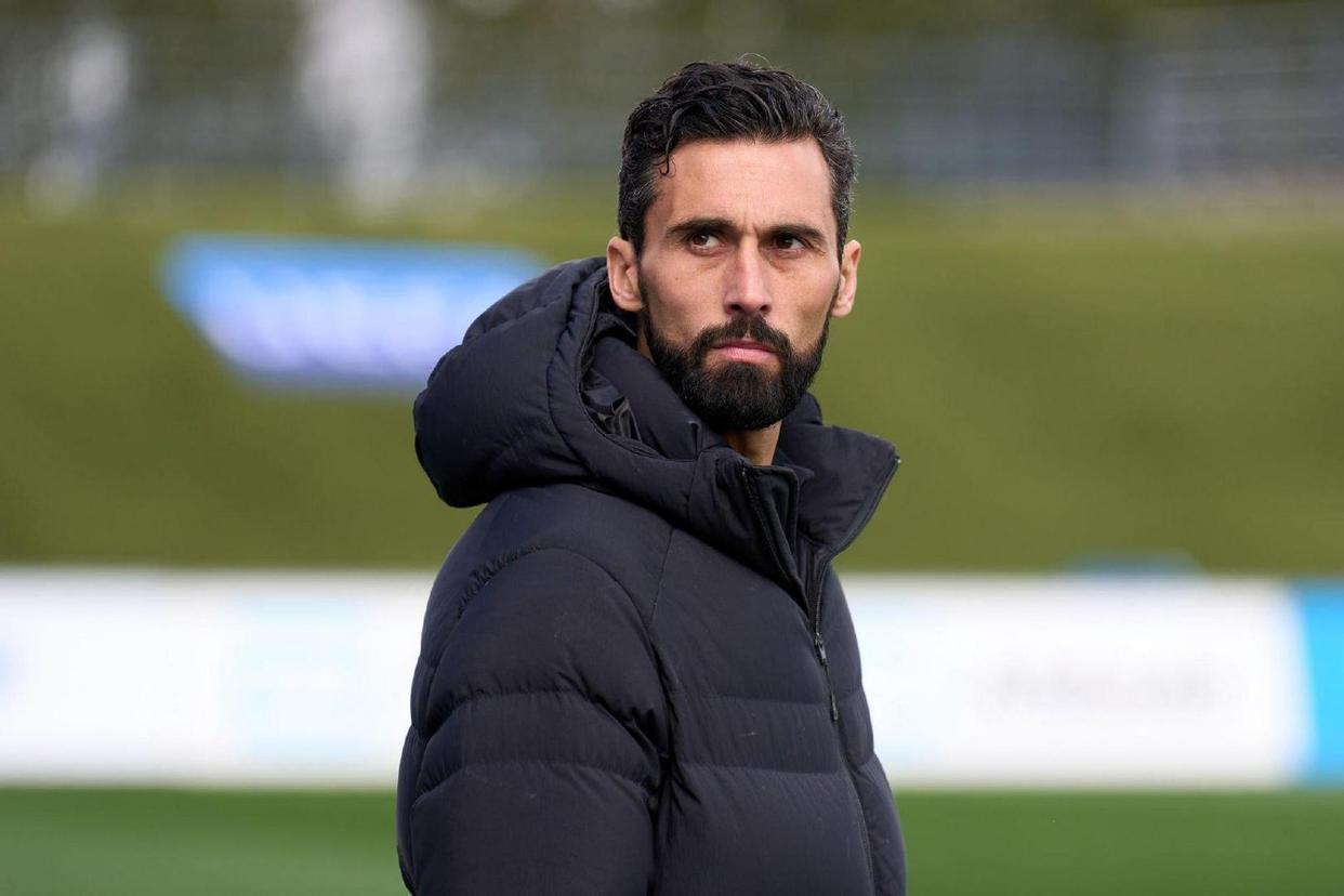 开云注册入口-阿韦洛亚接任皇马主帅，球迷该期待什么？