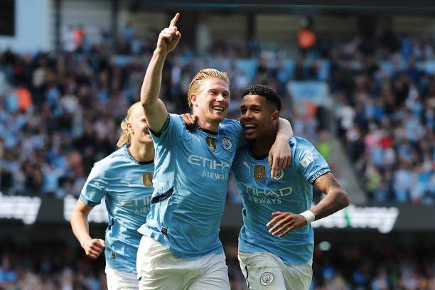 kaiyun-哈兰德戴帽曼城举一反四！“京多安似乎从未离开”