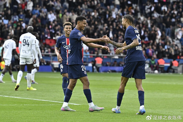 法甲-巴黎VS里尔：三冠王之后，大巴黎三线全崩？|巴黎圣日耳曼|法国杯|世界足球先生|欧冠冠军|法甲赛事_新浪体育_新浪新闻