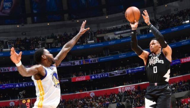 开云注册入口-5连败到4连胜！快艇强势复苏背后：韦少自我拯救