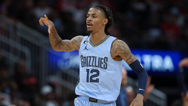 开云体育下载-莫兰特夏季苦练生效：三分更准了 冲MVP添砝码