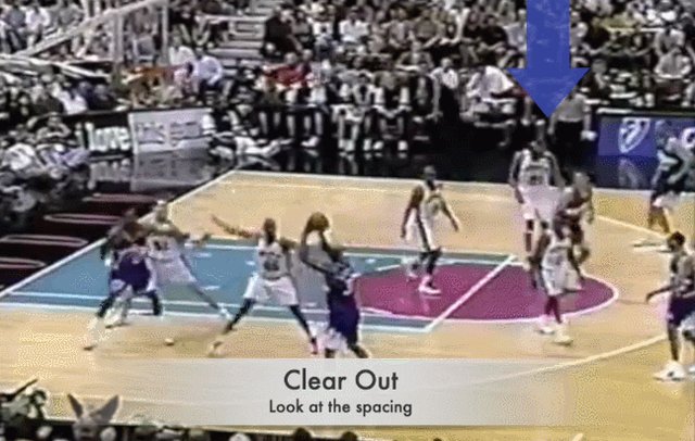 开云在线-时代先驱：巨人时代的另类内线 坎普是原始字母哥