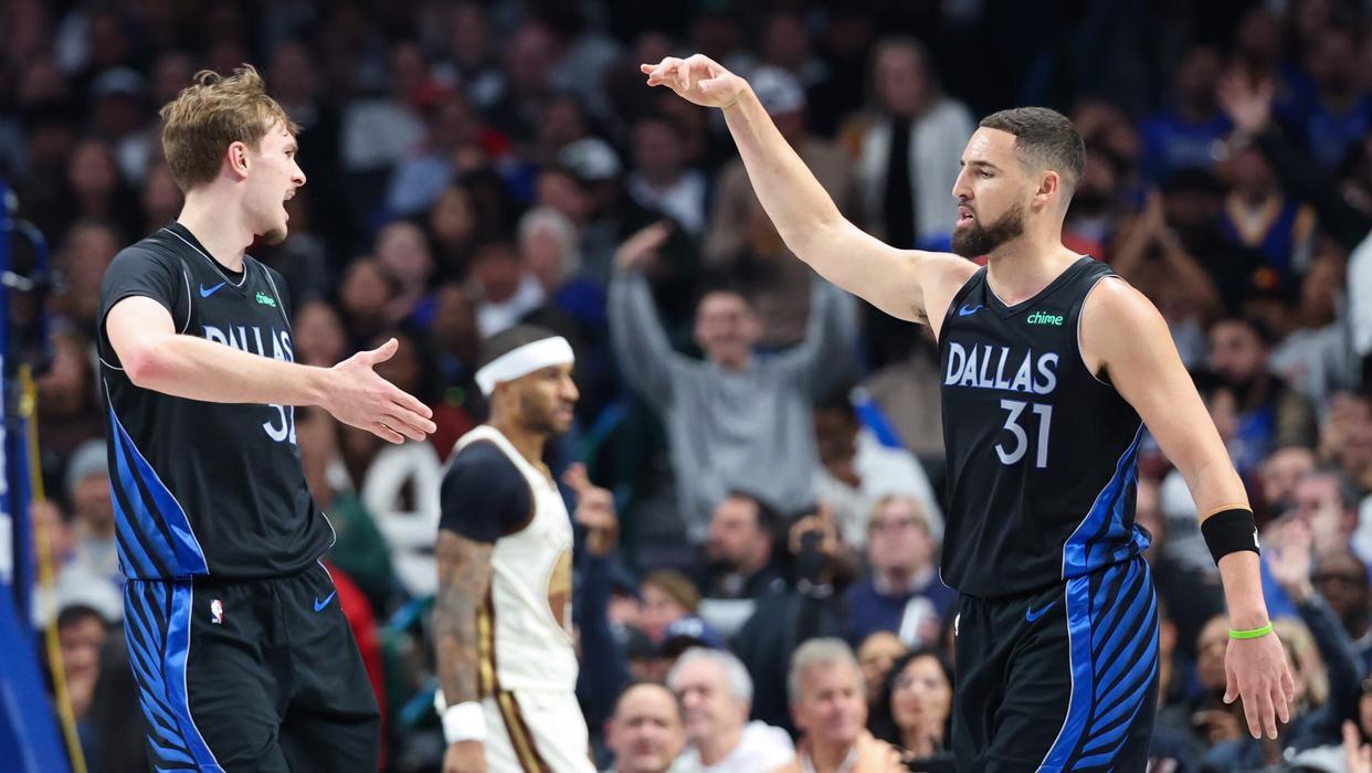 开云体育下载-库里38+8记3分创NBA历史第1神迹！弗拉格21+11创纪录，库明加伤退