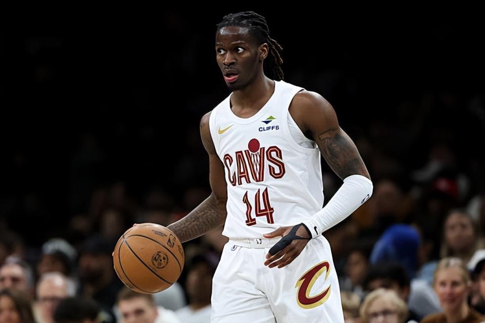 开云体育下载-国王真是太慷慨了，他们把顶级外线大闸几乎白送给了骑士？