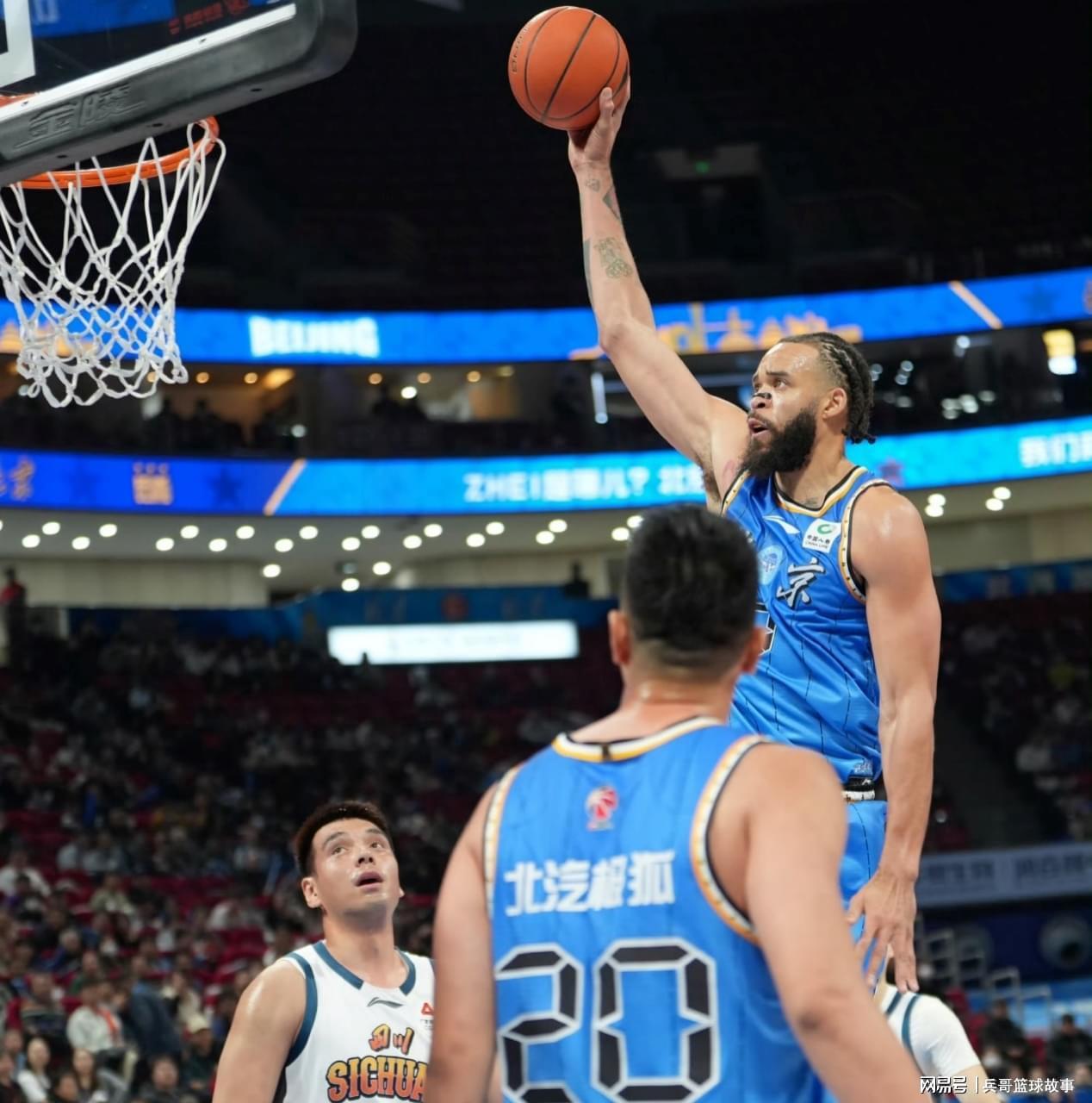 开云-CBA最新排名！上海反超广厦登榜首，山东第4北京升第6，辽宁第11